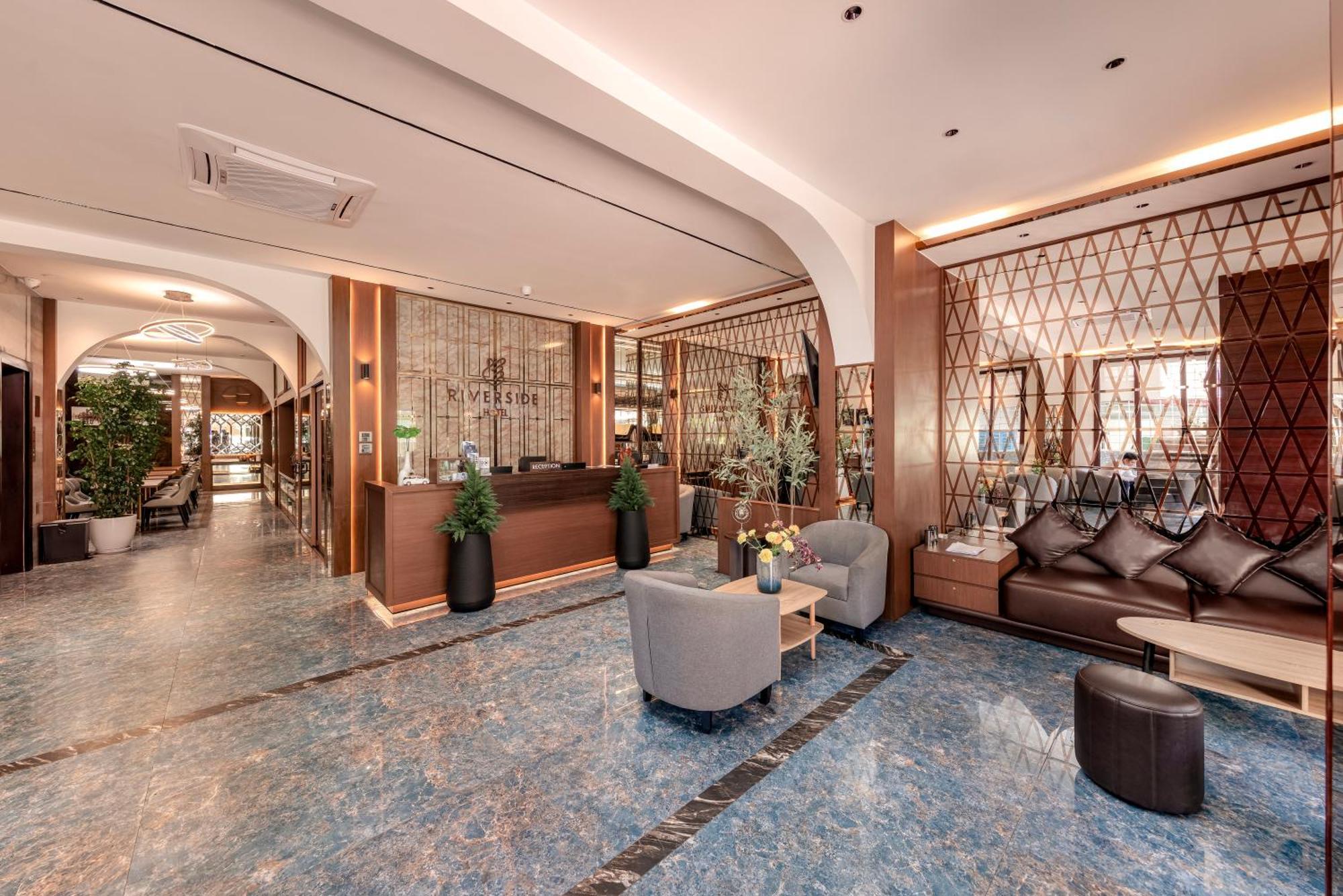 Riverside Hotel เวียงจันทน์ ภายนอก รูปภาพ
