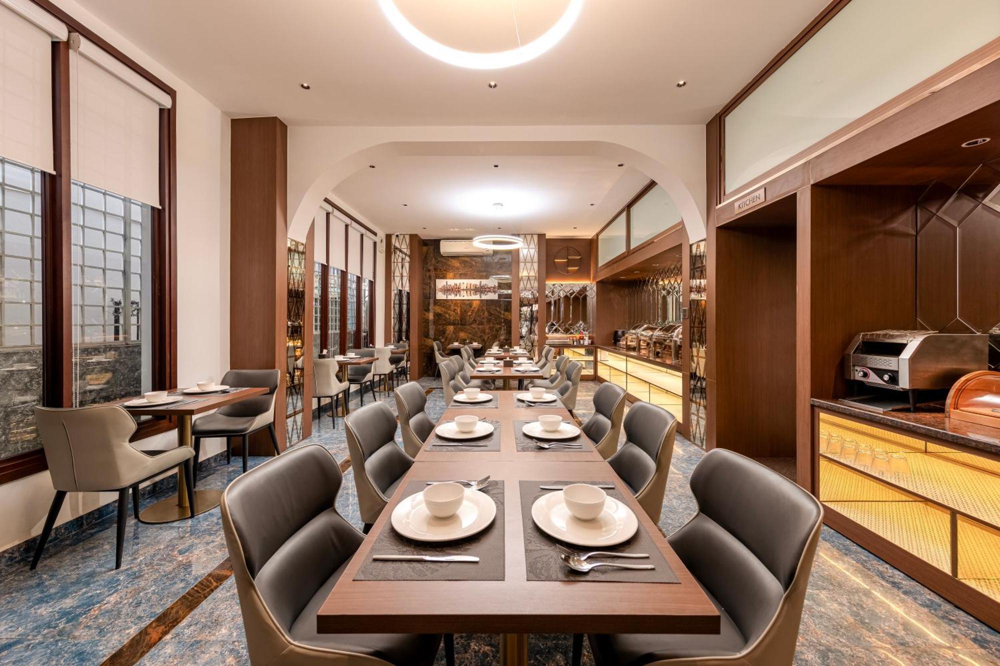Riverside Hotel เวียงจันทน์ ภายนอก รูปภาพ