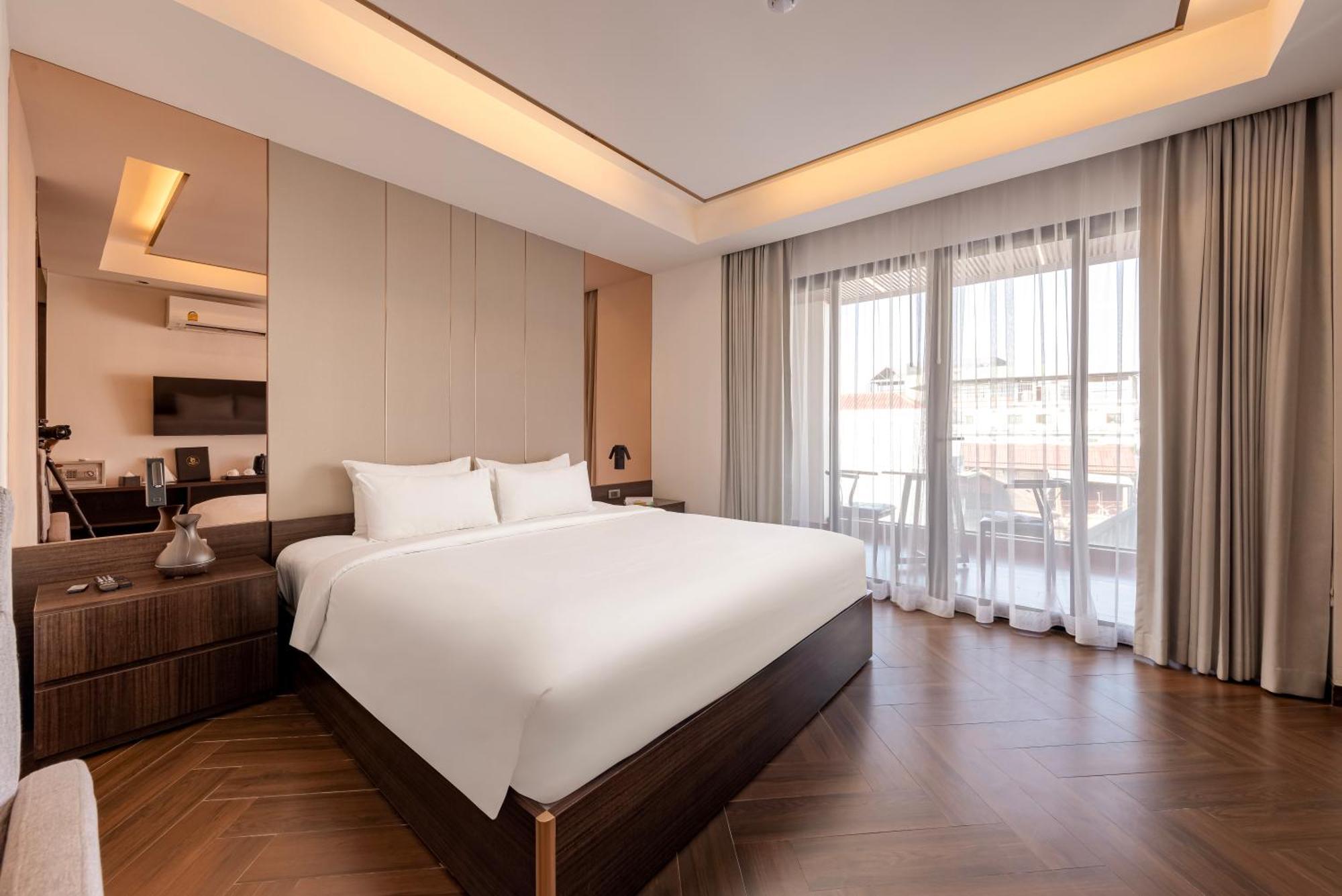 Riverside Hotel เวียงจันทน์ ภายนอก รูปภาพ